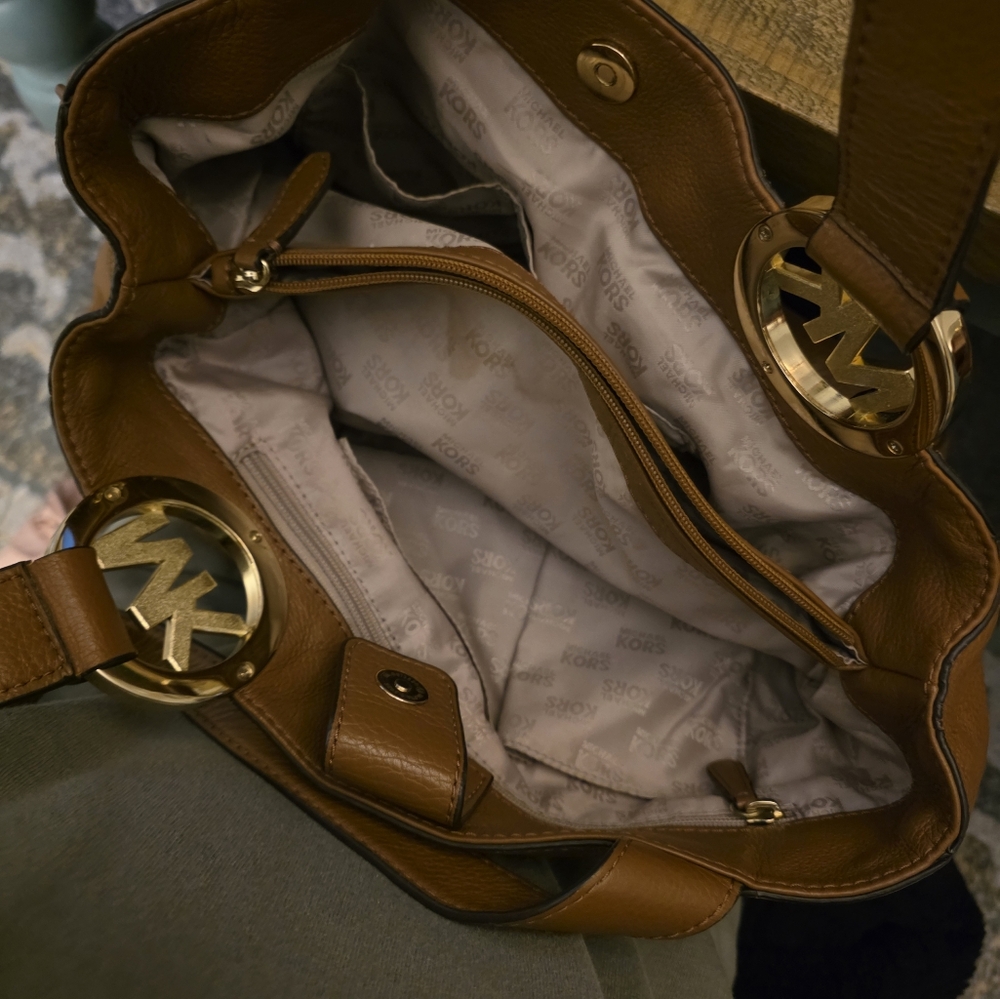 Michael Kors Tan Leather Tote Bag - Picture 2 of 4